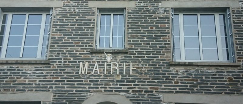 Fenêtre aluminium mairie